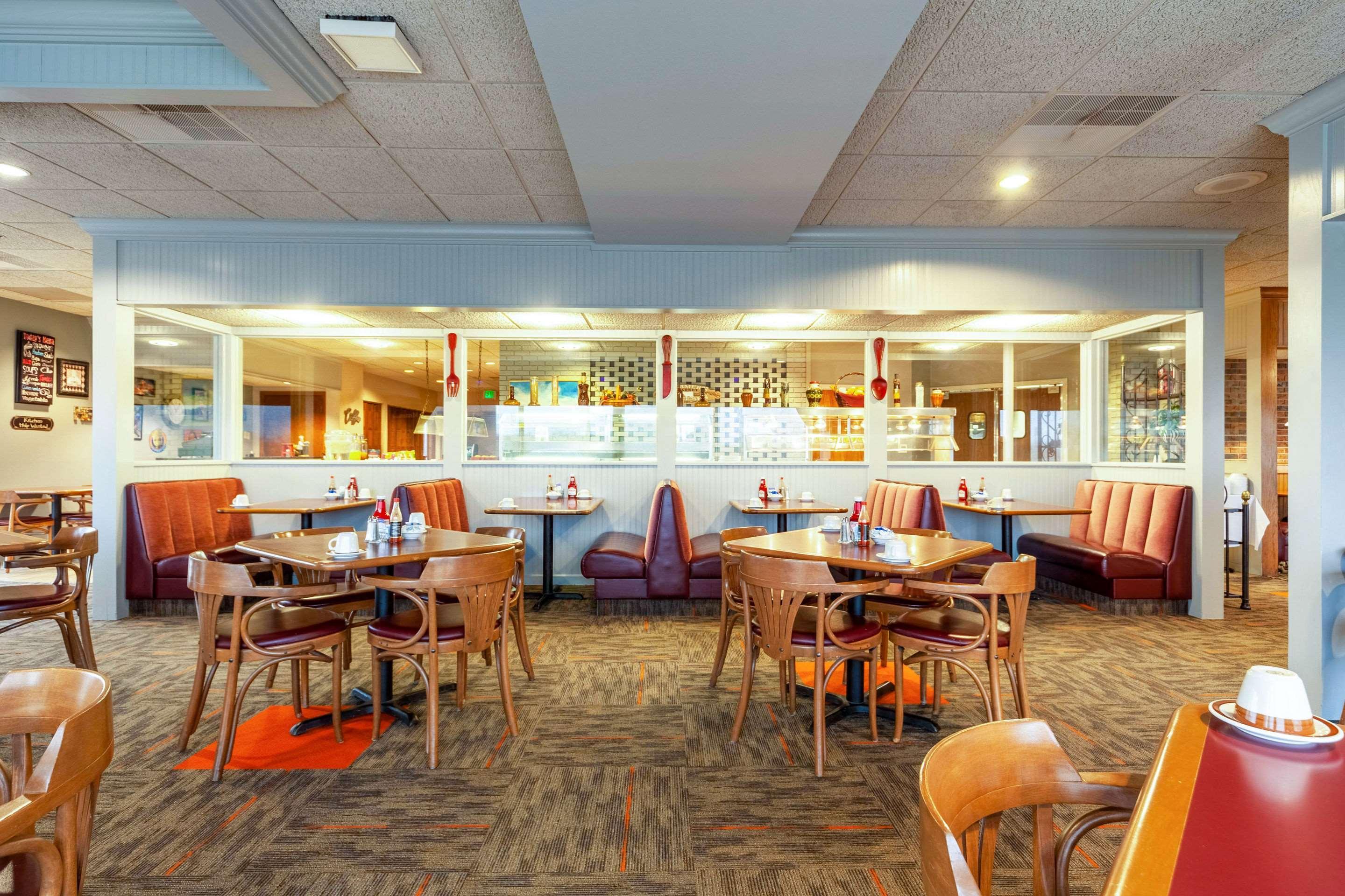 Quality Inn And Conference Center I-80 Grand Island Doniphan Exterior foto